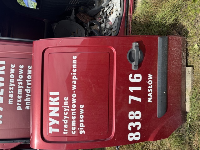 Двері бічні (зсувні), права 51847628 FIAT