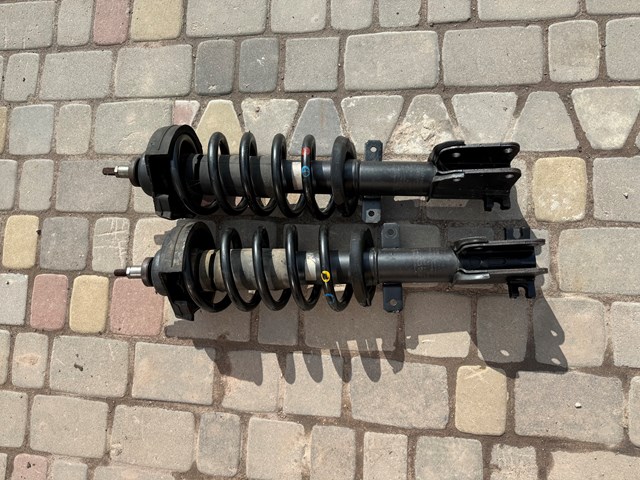 Стойка амортизатора передняя 8200728279 RENAULT