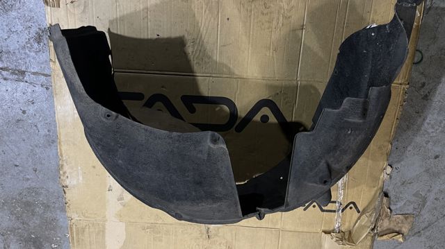 Підкрилок заднього крила, лівий 9J1810969A PORSCHE