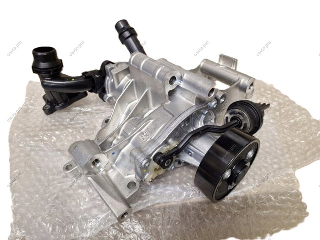 Насос системи охолодження 11518591718 BMW