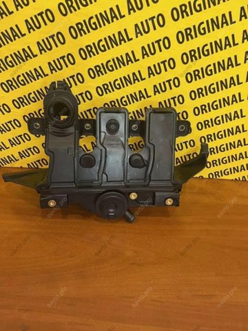 Колектор впускний 118300724R RENAULT