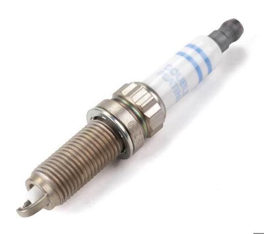Свічки запалювання 12120040581 BMW