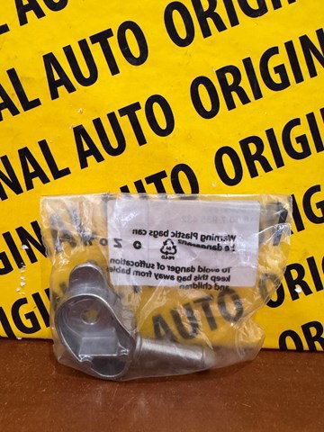 Кронштейн задньої подушки глушника 18307935432 BMW