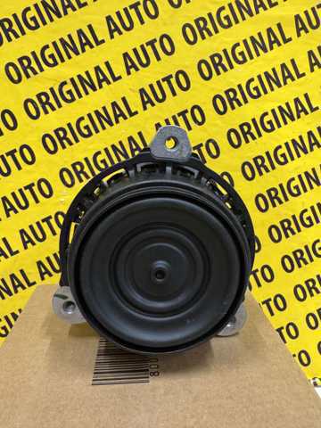 Ліва подушка двигуна 22116860471 BMW