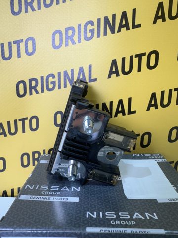 Корпус запобіжників 24380BB50A NISSAN