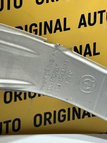 Цапфа поворотна права 31216876656 BMW