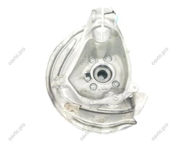 Кулак поворотний передній правий 31216882600 BMW