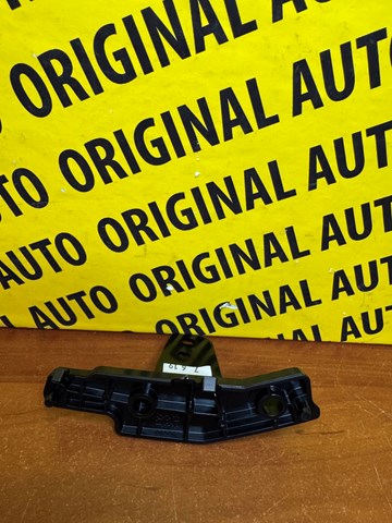 Праве кріплення переднього бампера 51117421854 BMW