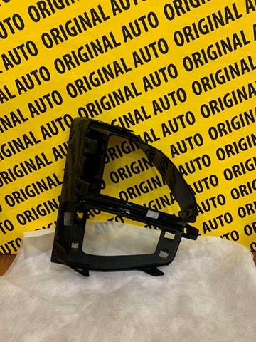Молдинг решітки переднього бампера, правий 51118074270 BMW