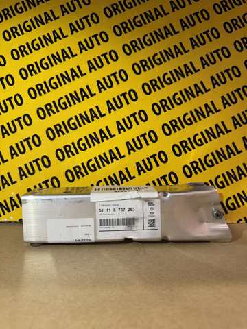 Кронштейн підсилювача переднього бампера 51118737253 BMW