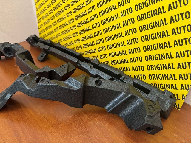 Наповнювач бампера переднього 51119464194 BMW