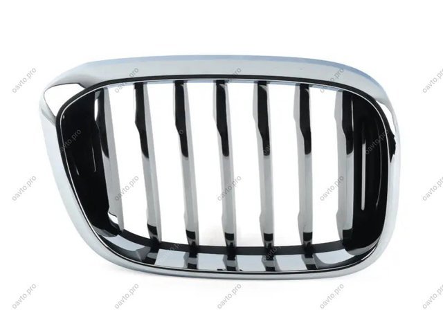 Решітка радіатора права 51137464920 BMW
