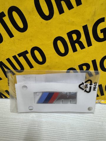Емблема капота 51148058881 BMW