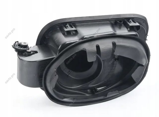 Заливна горловина бензобака 51177387939 BMW