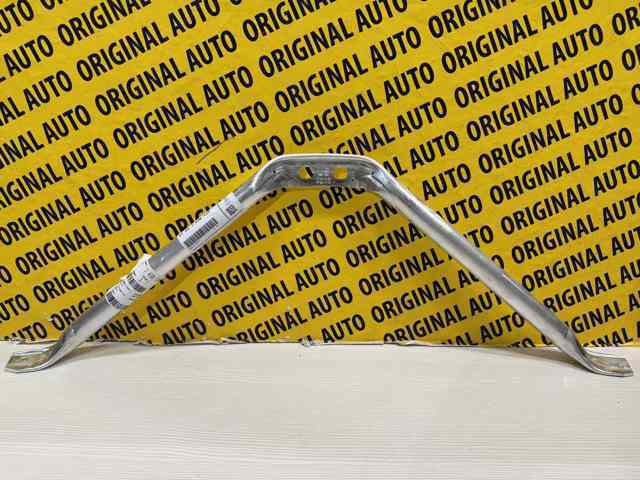 Шина бампера переднього 51647438126 BMW