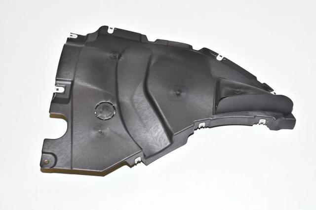 Лючок підкрилка переднього лівого 51718090247 BMW