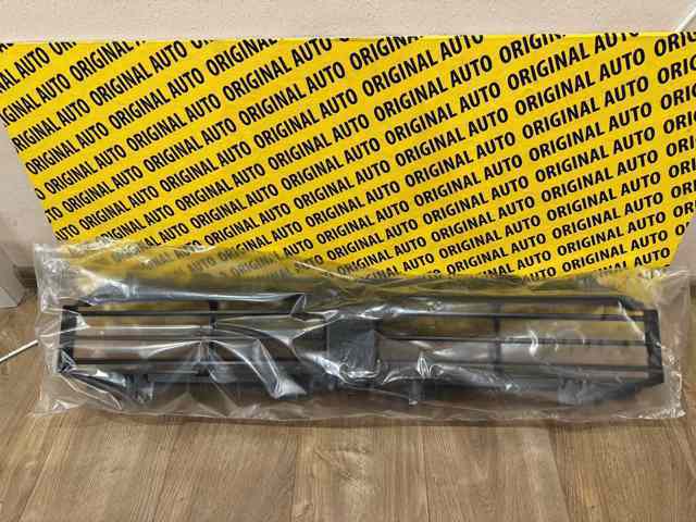 Жалюзі радіатора охолодження 51745A22C65 BMW