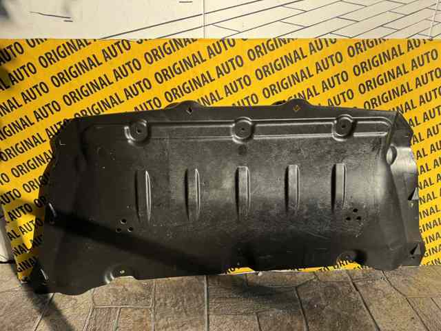Захисний кожух кермового механізму 51757363730 BMW