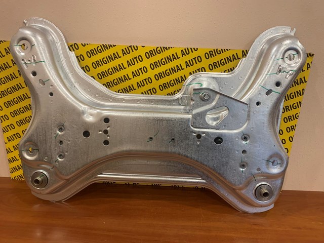 Балка передньої підвіски, підрамник Рено Лагуна II