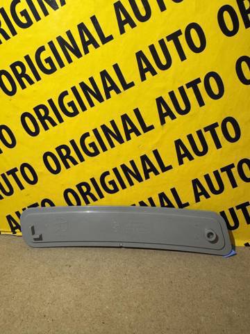 Катафот (відбивач) переднього бампера, правий 63147411974 BMW
