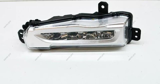 Туманка права 63177406366 BMW