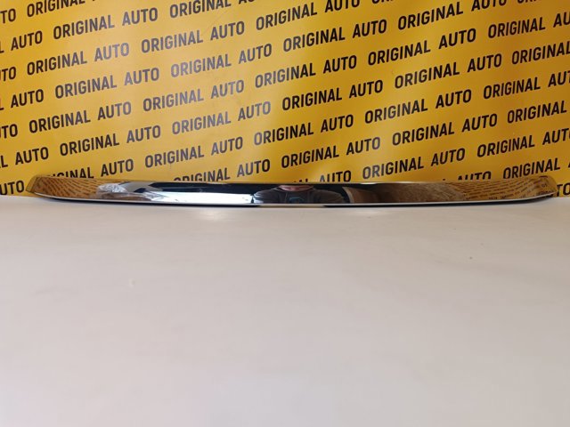 Молдинг капота 7577042020 TOYOTA