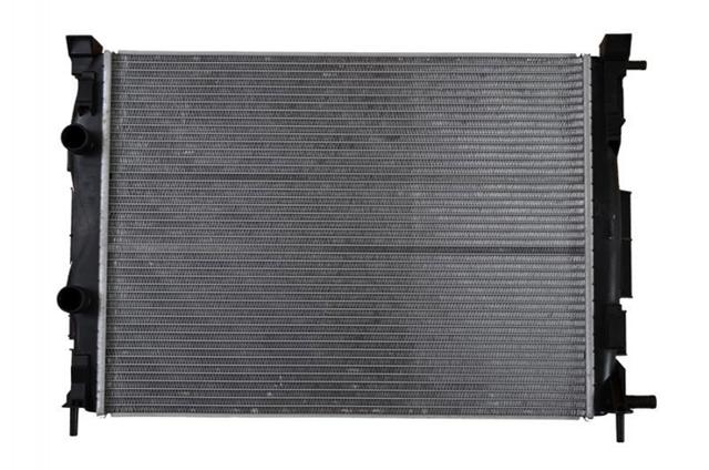 Радіатор охолодження 8200115542 RENAULT
