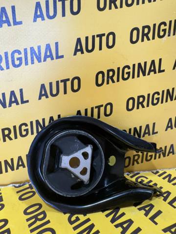 Задня подушка двигуна BP4K39040F MAZDA