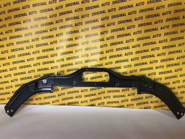 Рамка радіатора верхня GSH753150 MAZDA