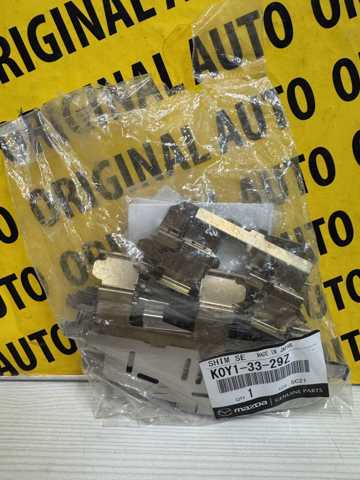 Колодки передні K0Y13329Z MAZDA