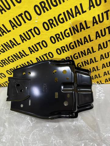 Кронштейн замку капоту KB7W52150 MAZDA