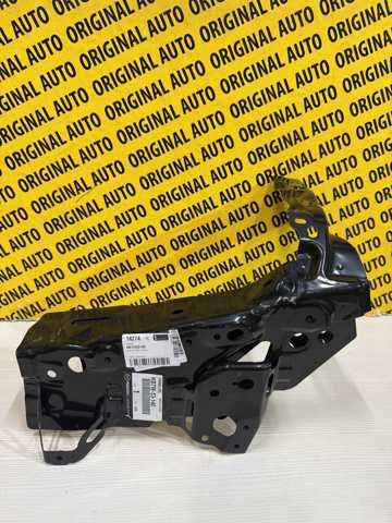 Кронштейн супорта радіатора, верхній KB7W53140 MAZDA
