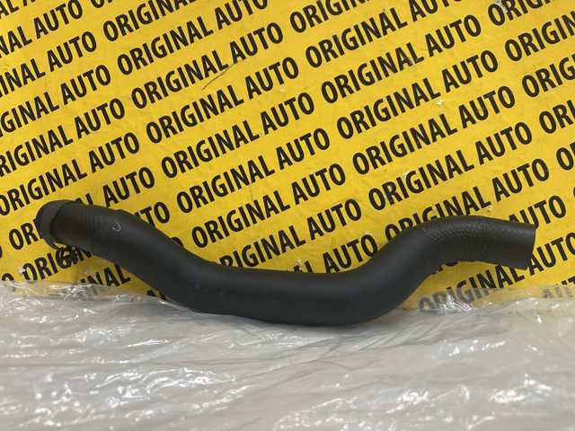 Патрубок системи охолодження L33L1518XB MAZDA