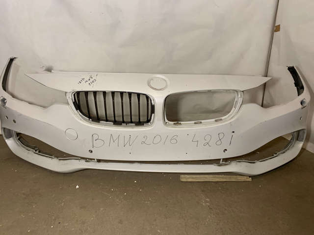Бампер задній 15857711 BMW