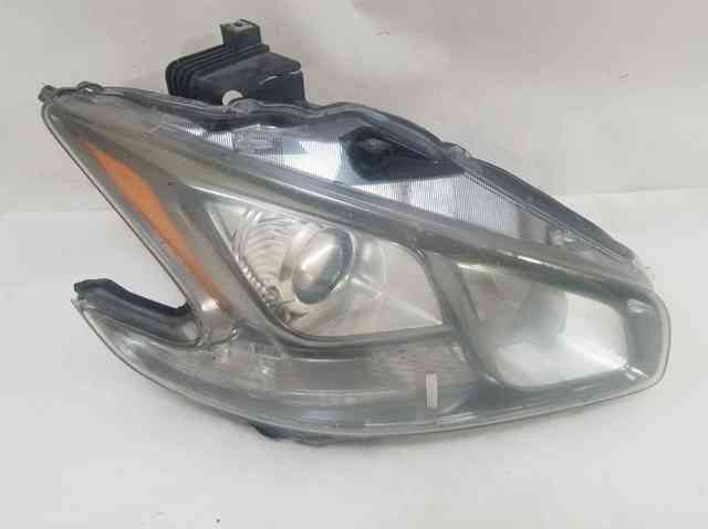Фара комбінована, передня 260109N00A NISSAN