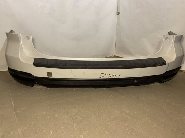 Кожух бампера заднього 57704SG012 SUBARU