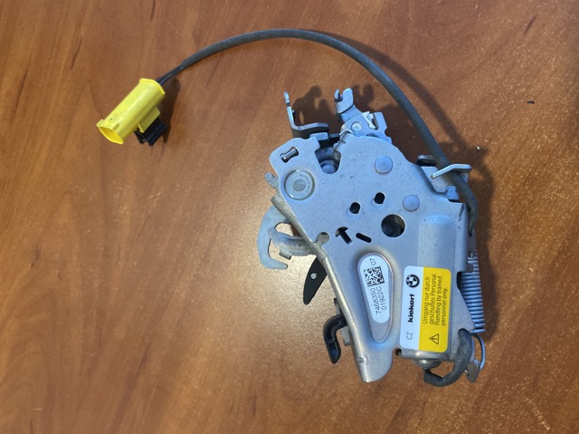 Замок капота, правий 51237468350 BMW