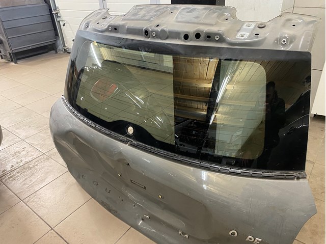 Скло третіх/п'ятих дверей 51317389423 BMW