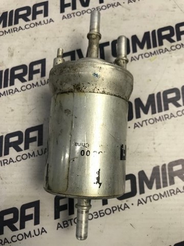 Фільтр паливний Фольксваген Гольф 4