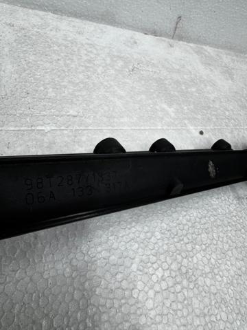 Паливна рампа 06A133317A VAG