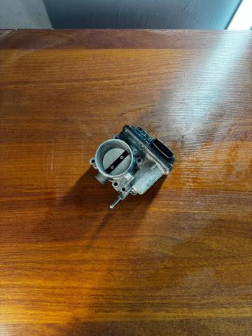 Блок дросельної заслінки 220300T080 TOYOTA