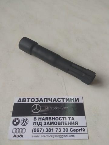 Свічковий накінечник 077905447A VAG