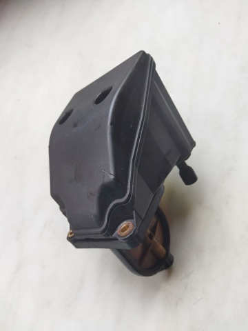 Повітряна заслонка колектора A0001400431 MERCEDES