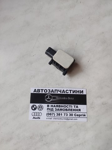 Датчик AIRBAG передній A0038202926 MERCEDES