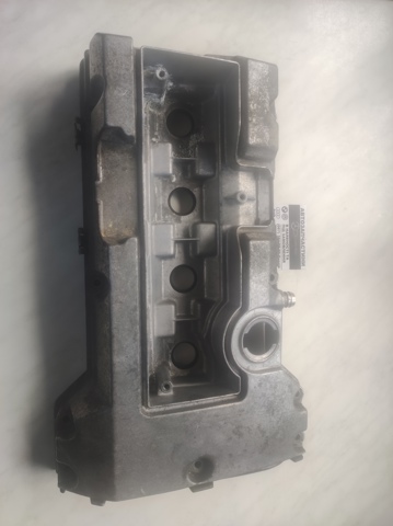 Кришка двигуна A1110100330 MERCEDES