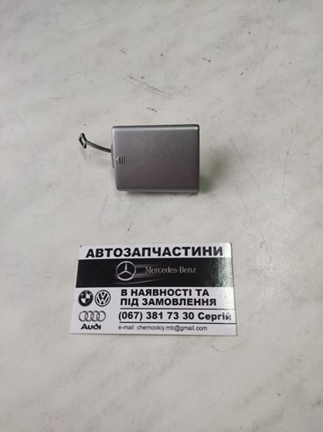 Заглушка бампера буксирувального гака A2118850026 MERCEDES