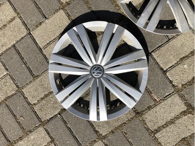 Ковпаки на колеса 5C0601147 VAG