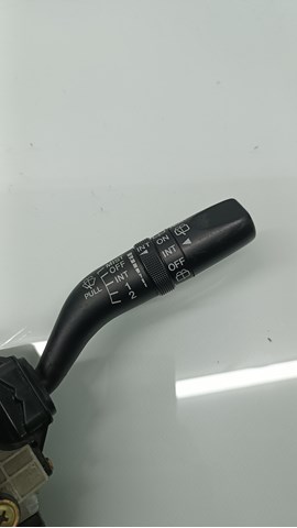Перемикач підрульовий, правий 17B122 MAZDA