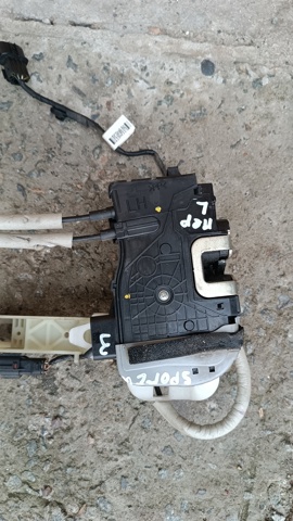 Замок водійських дверей 813103W000 HYUNDAI