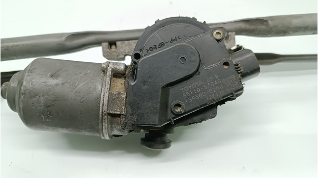 Мотор стеклоочищувача 8511053040 TOYOTA